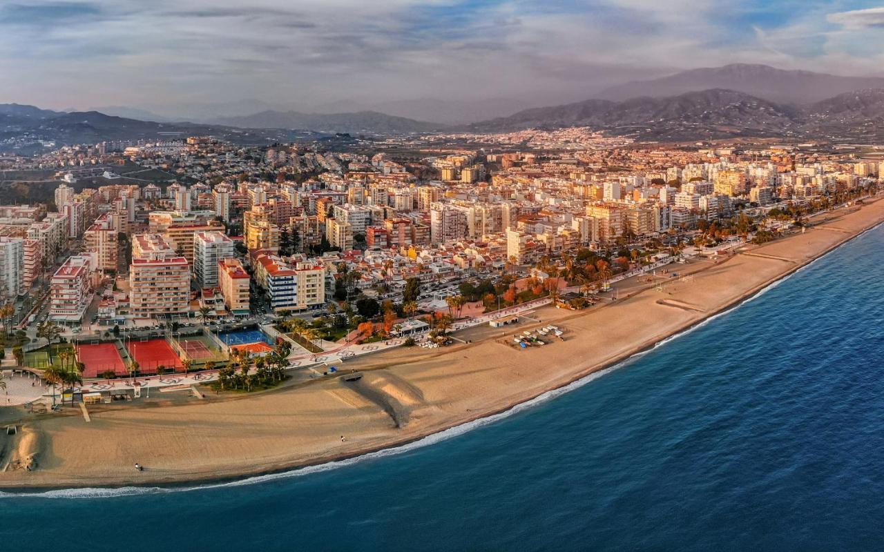 Plazamar Palace Center - Alojamientos La Torre Torre Del Mar Dış mekan fotoğraf